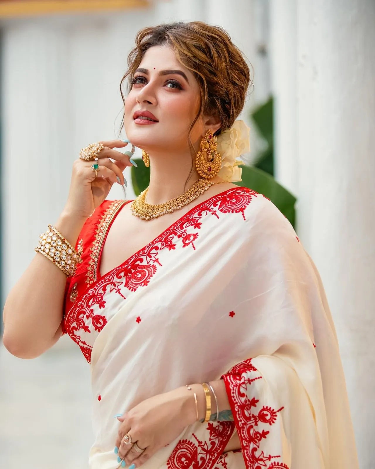 Luxury Red & White Silk Saree with Embroidery – Pure Silk Sarees Online