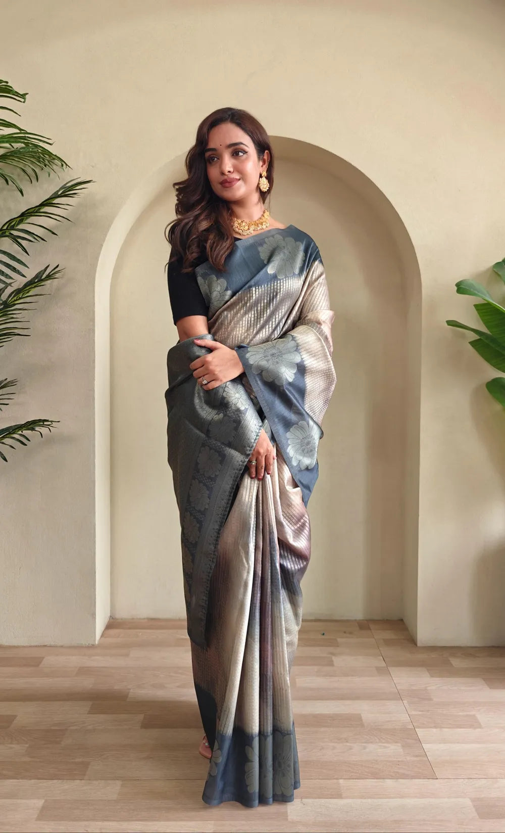 Premium Silk Weaving Saree with Banarasi Zari Work – Veenari Festive Collection (Gray)